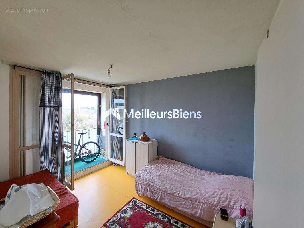 Appartement à LA CHAPELLE-SAINT-LUC