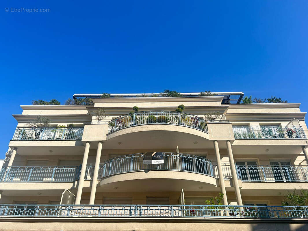 Appartement à SAINT-MAUR-DES-FOSSES