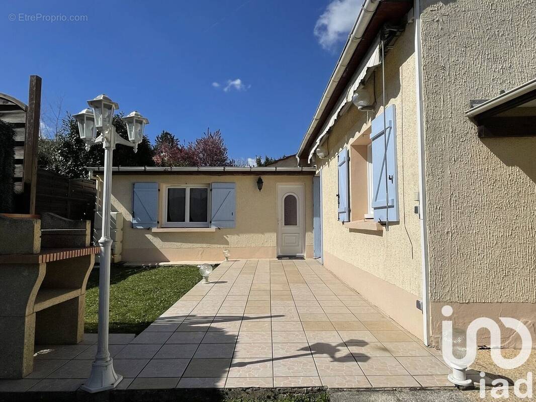 Photo 1 - Maison à MARGENCY
