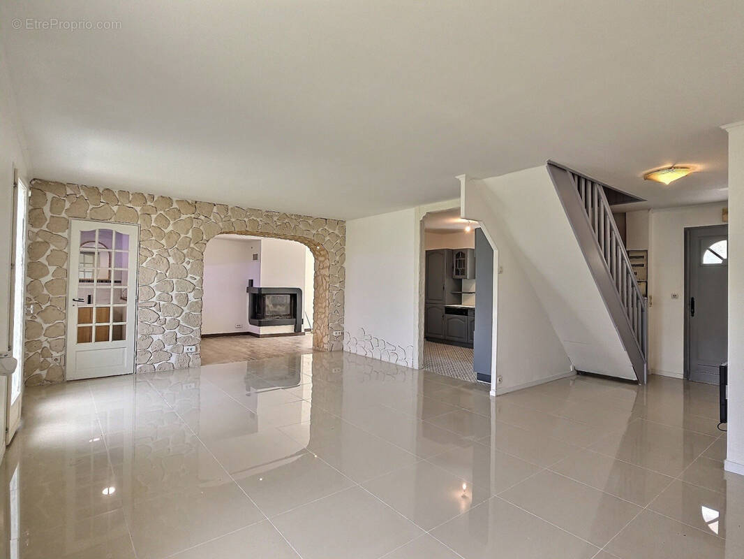 Maison à VILLABE