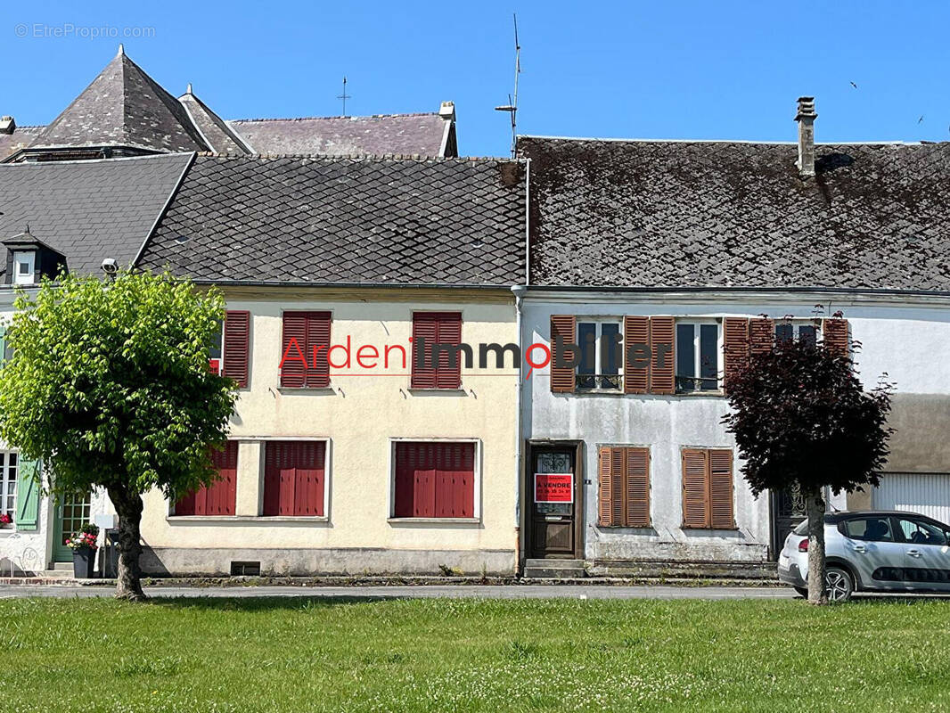 Maison à ROCQUIGNY