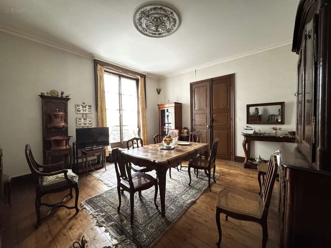 Maison à LECTOURE