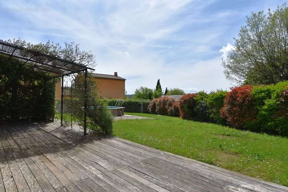 Maison à CALLIAN