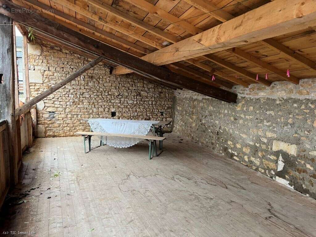 Maison à CIVRAY