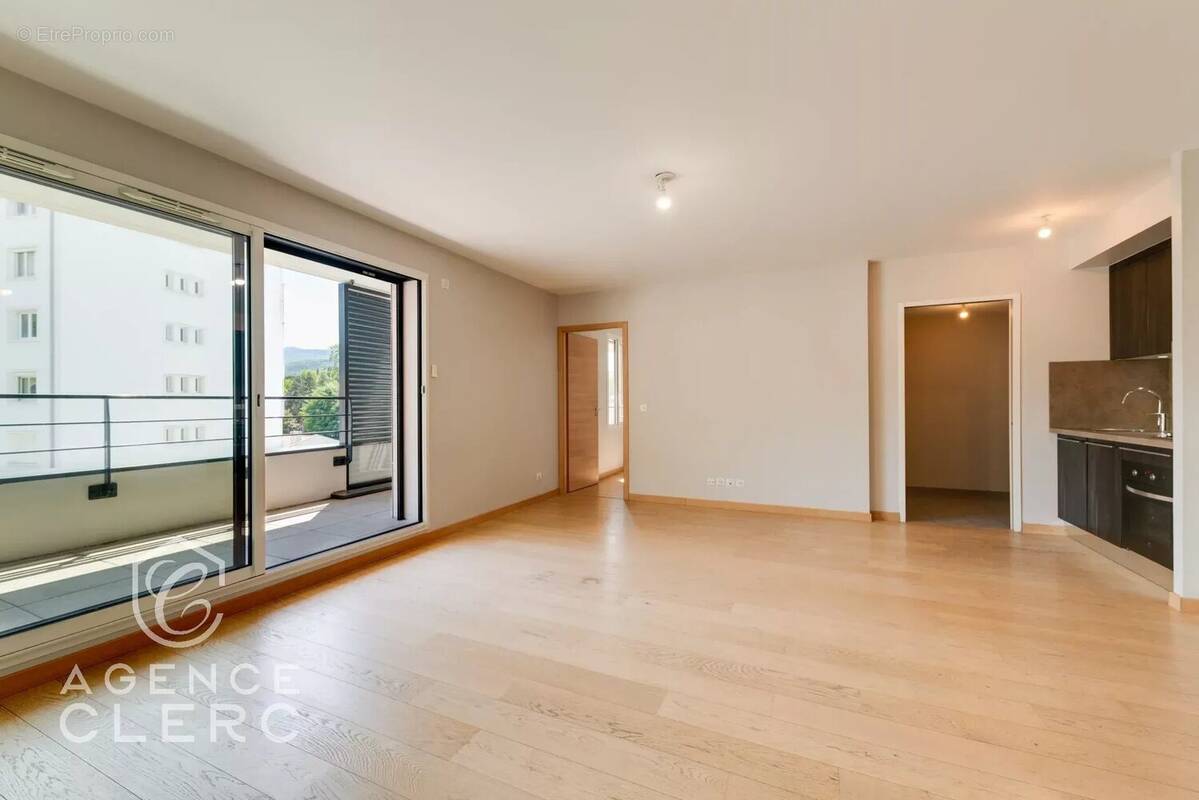 Appartement à ANNECY-LE-VIEUX