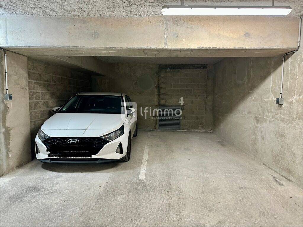 Parking à VINCENNES