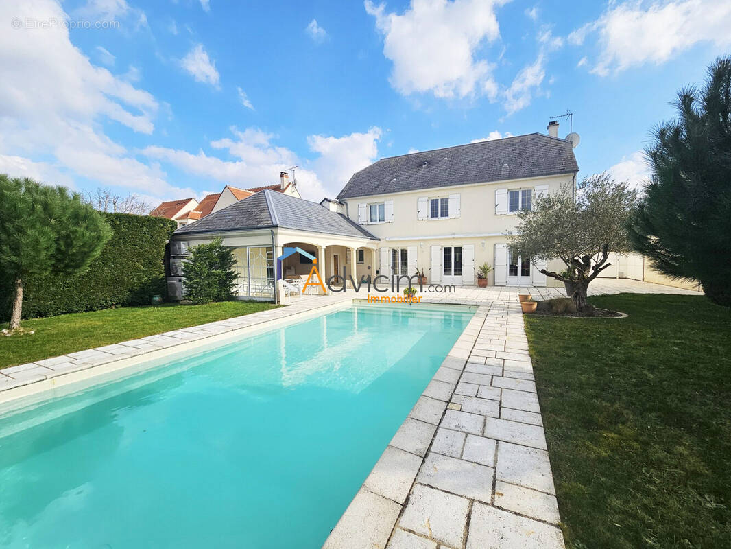 Maison à SAINT-DENIS-EN-VAL