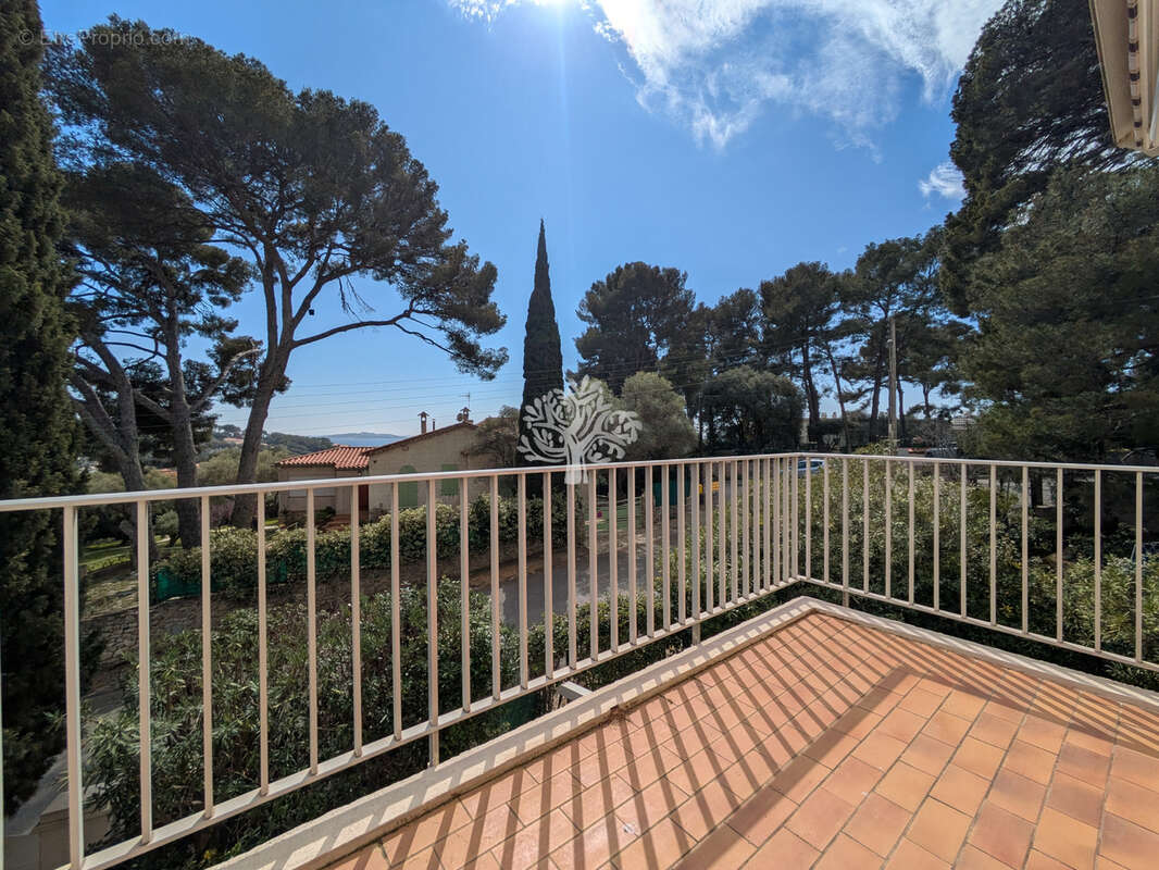 Appartement à SANARY-SUR-MER