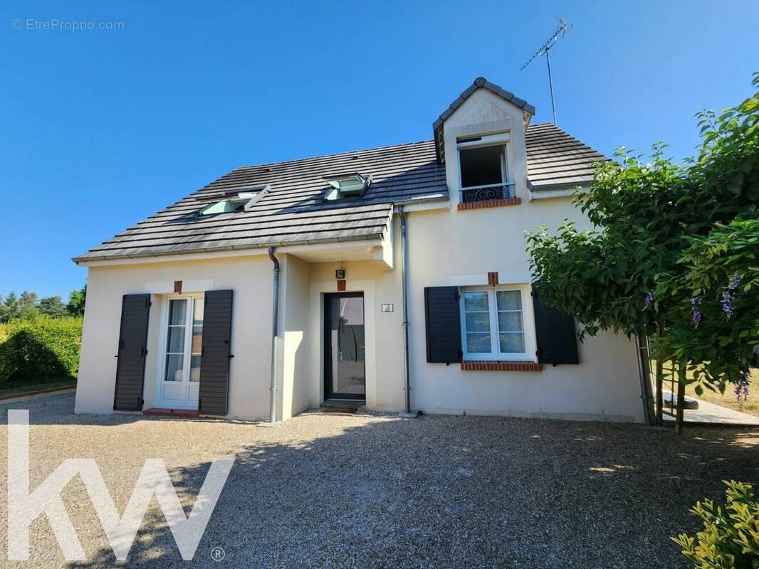 Maison à CHATEAUNEUF-SUR-LOIRE
