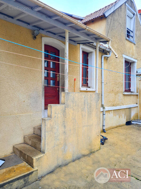 Maison à MONTMAGNY