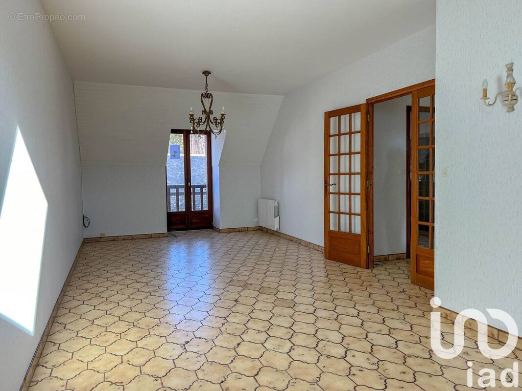 Photo 1 - Appartement à SAINT-GENIEZ-D&#039;OLT