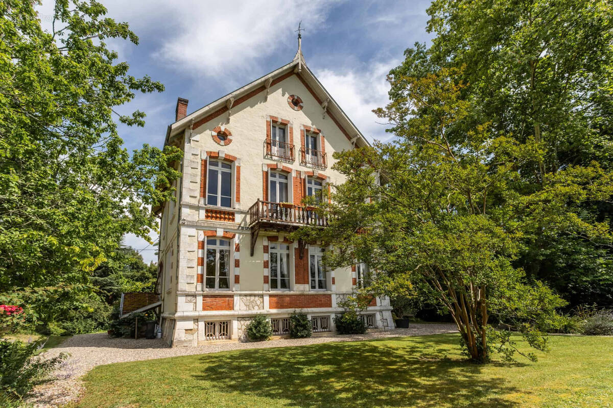 Maison à TOURNON-D&#039;AGENAIS