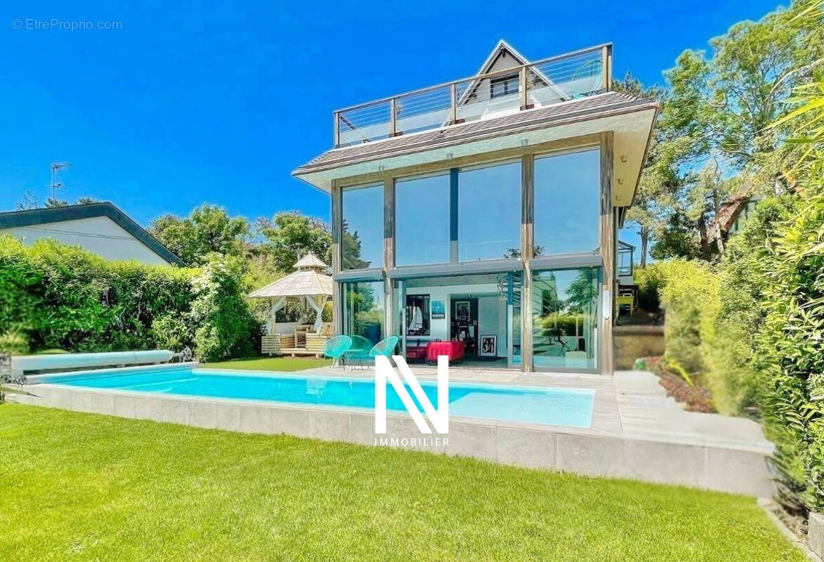 Maison à MERVILLE-FRANCEVILLE-PLAGE