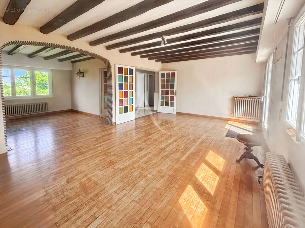 Maison à LONGPONT-SUR-ORGE