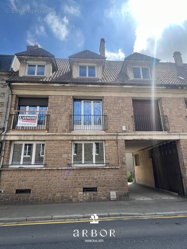Appartement à CONDE-SUR-NOIREAU