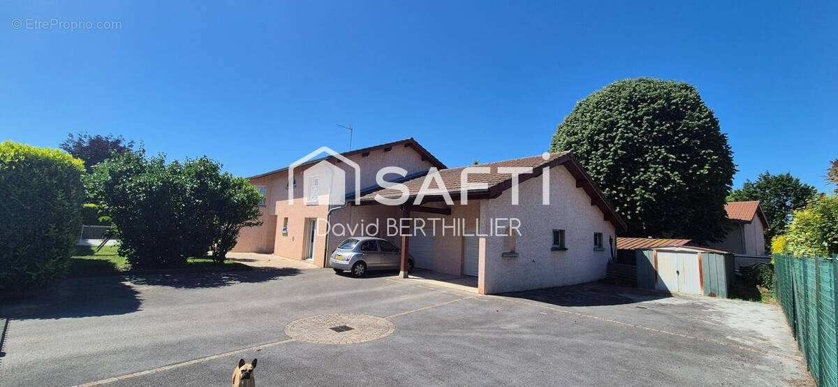 Photo 1 - Maison à SAINT-DENIS-LES-BOURG