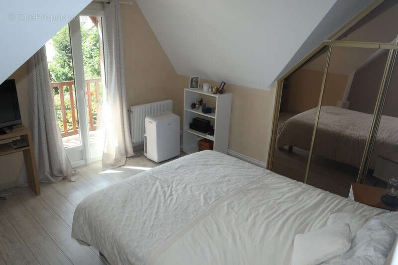Maison à CANTELEU