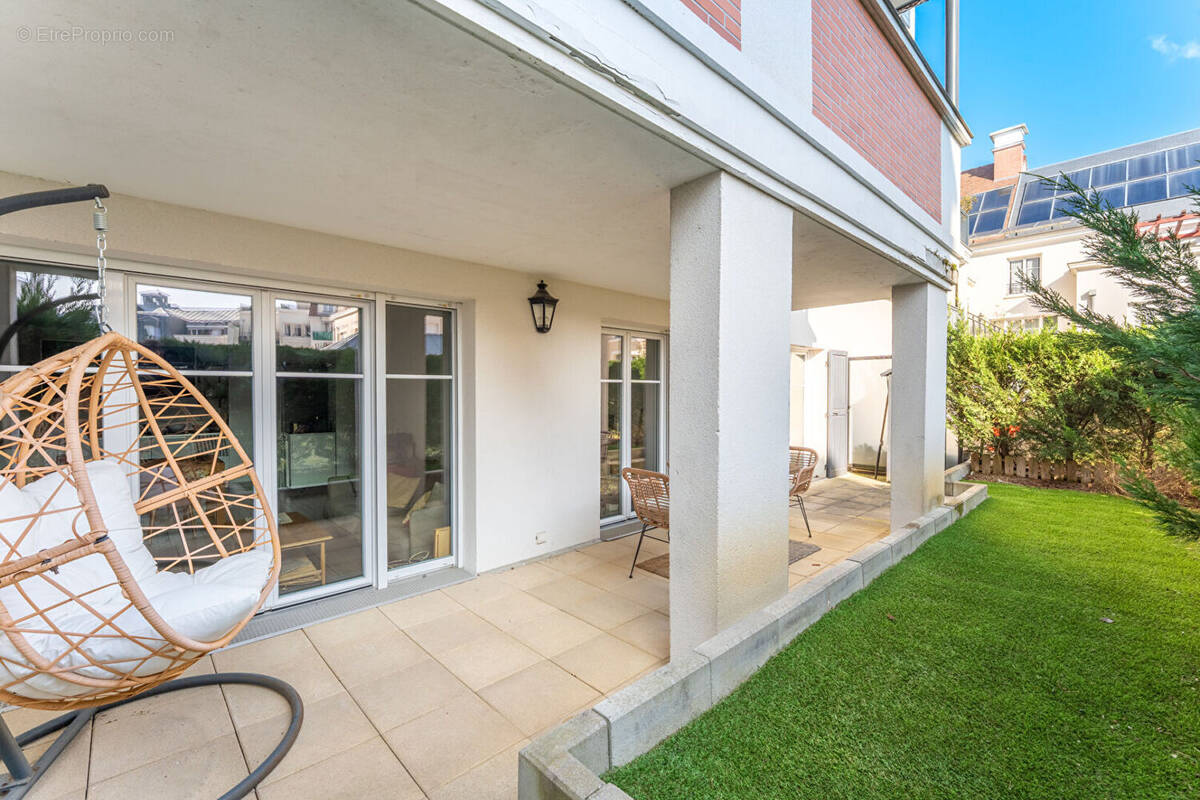 Appartement à LE PLESSIS-ROBINSON