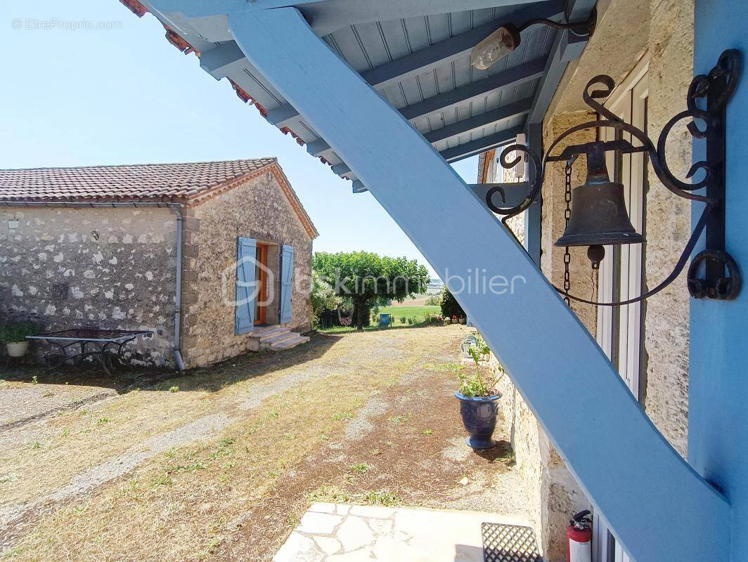 Maison à MIRADOUX