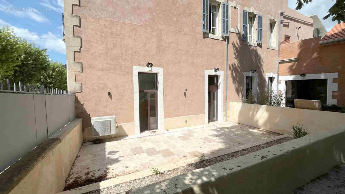 Appartement à APT