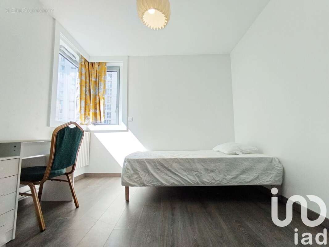 Photo 4 - Appartement à PARIS-19E