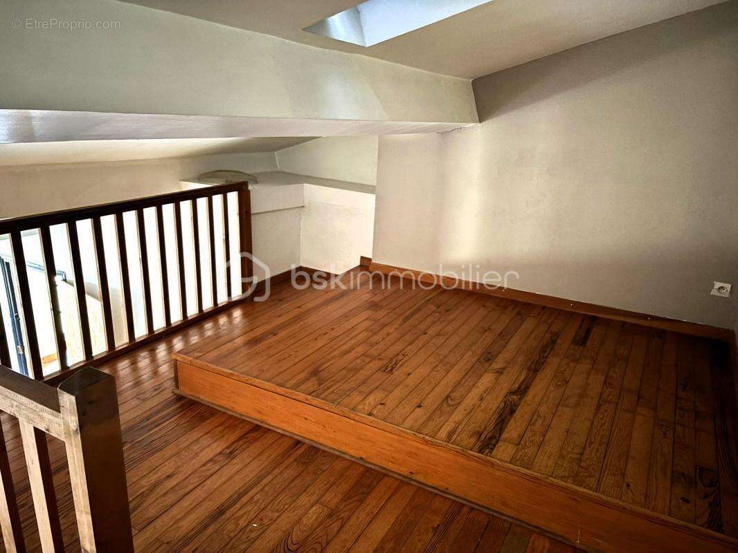 Appartement à CARCASSONNE