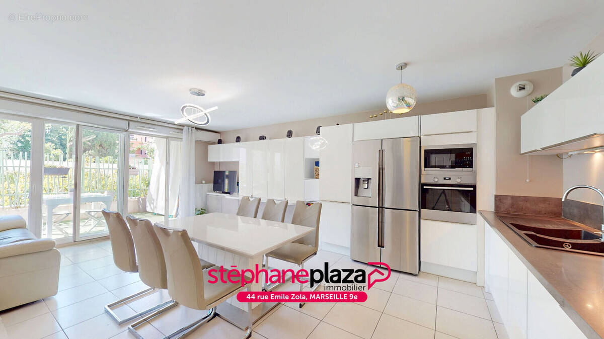 Appartement à MARSEILLE-8E