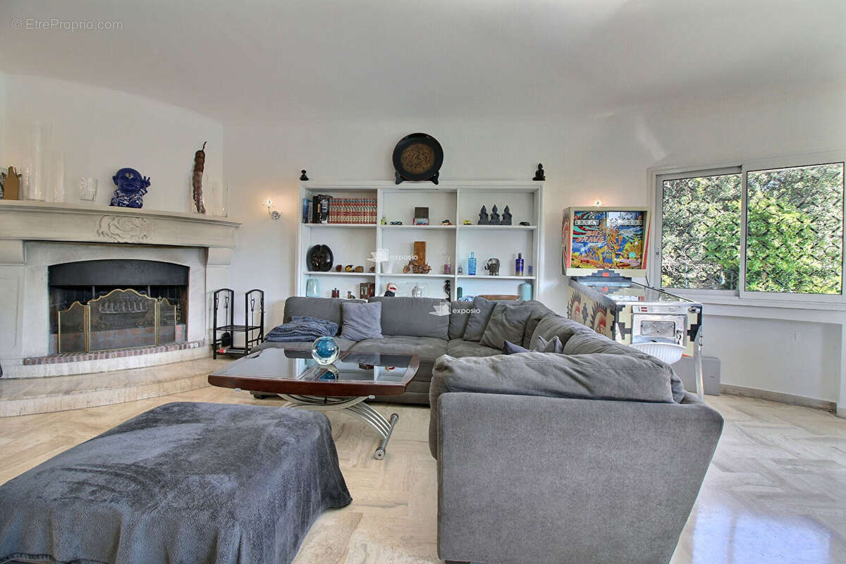 Maison à MOUGINS