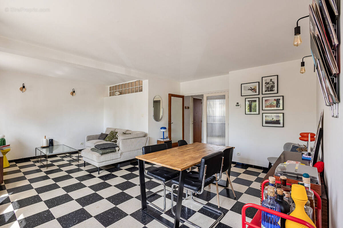 Appartement à LA MADELEINE