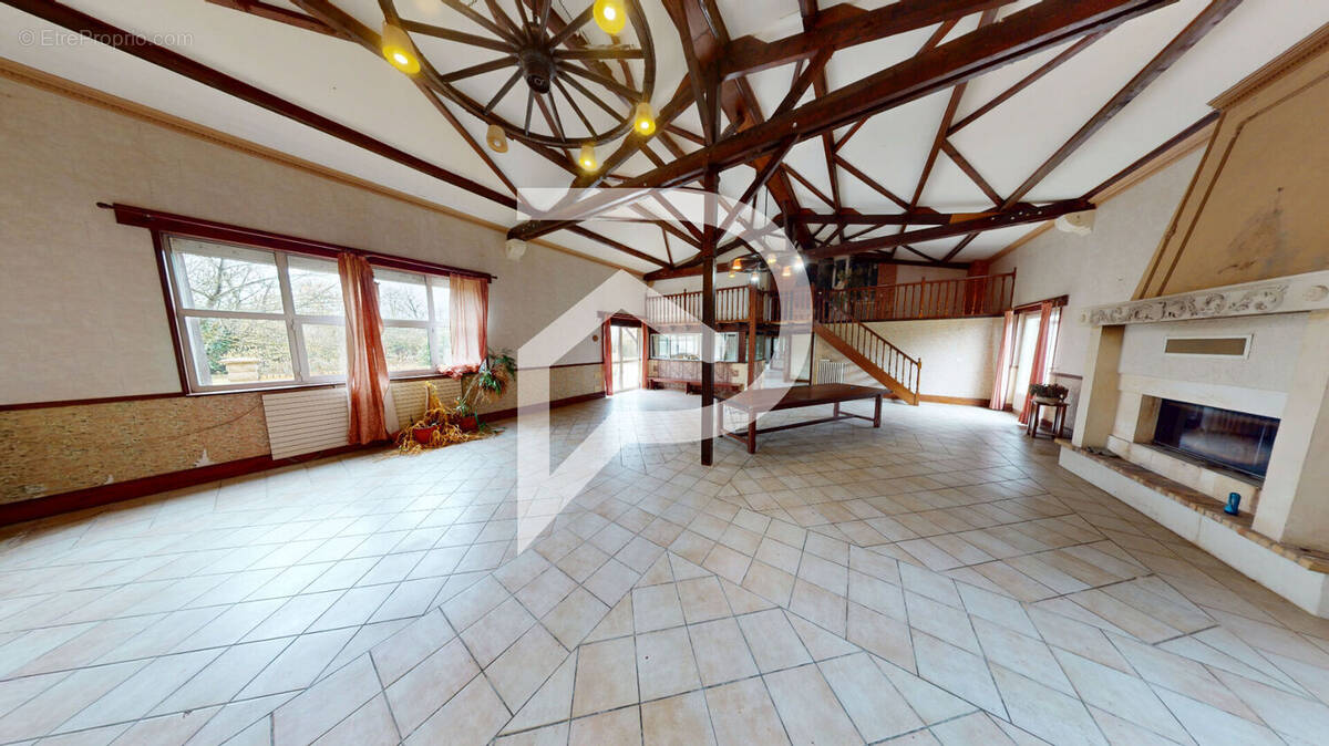 Maison à DISSAY