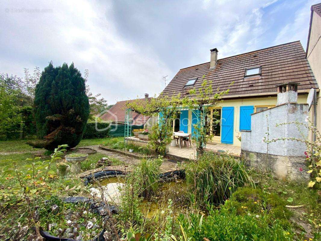 Maison à ETAMPES