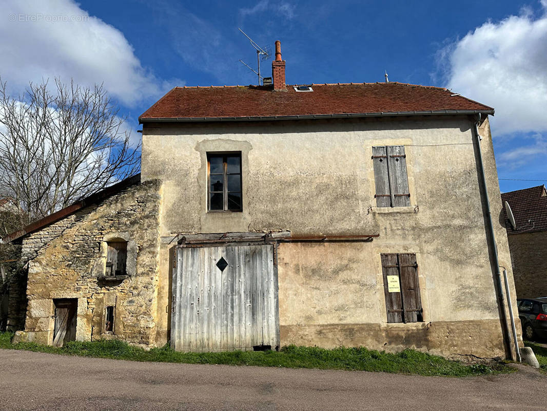 Maison à VENAREY-LES-LAUMES