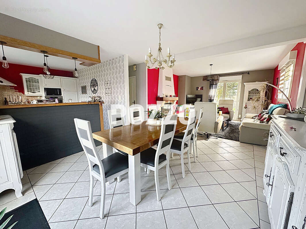 Maison à SAINT-SENIER-SOUS-AVRANCHES