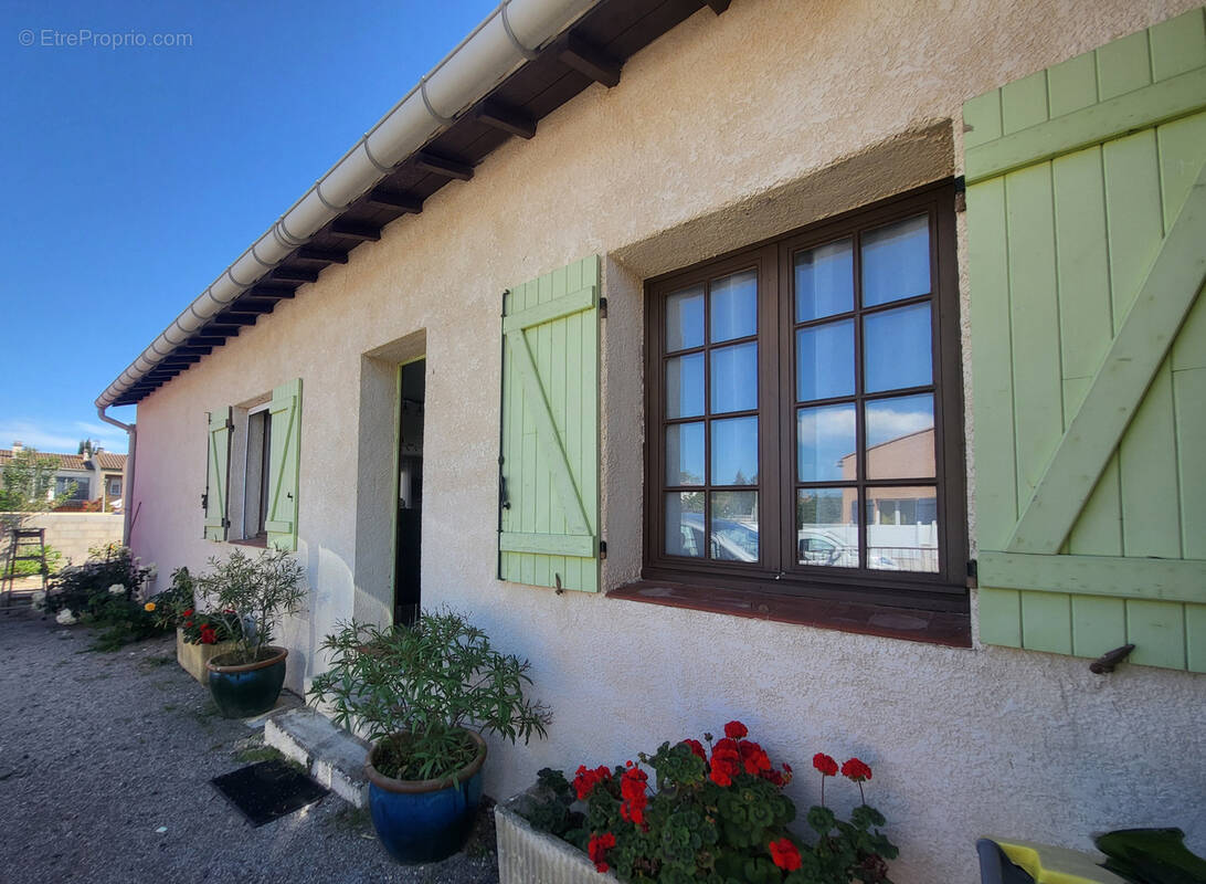 Maison à MONTBLANC