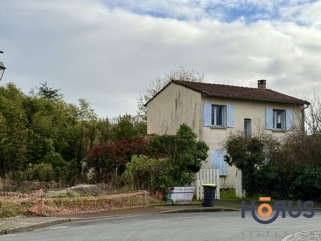 Maison à BREUILLET