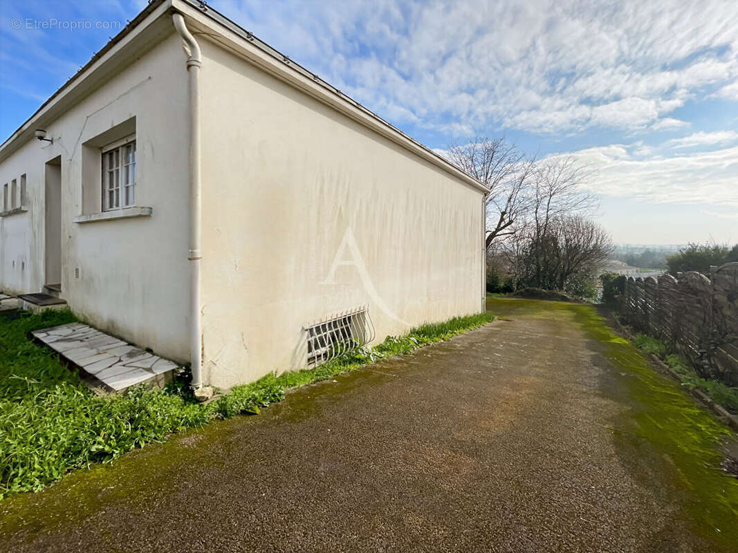 Maison à L&#039;ILE-D&#039;ELLE