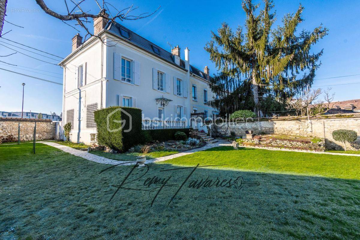 Maison à NEMOURS