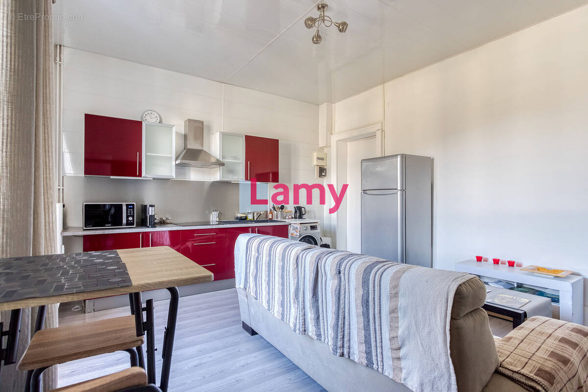 Appartement à AIX-LES-BAINS