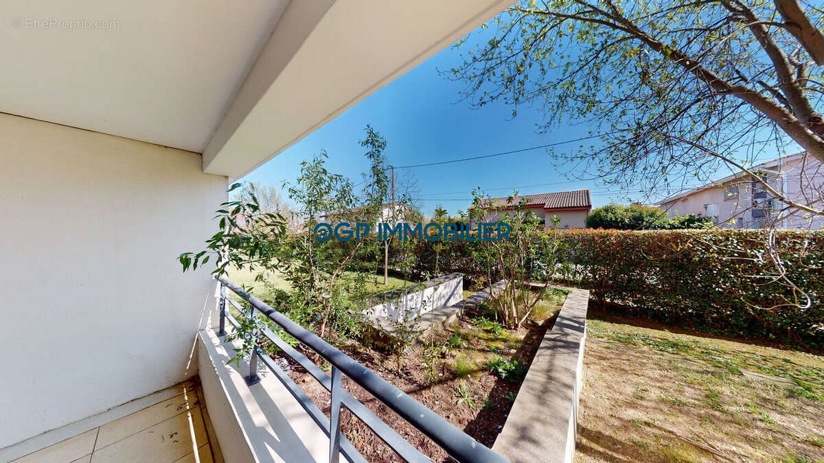 Appartement à RAMONVILLE-SAINT-AGNE
