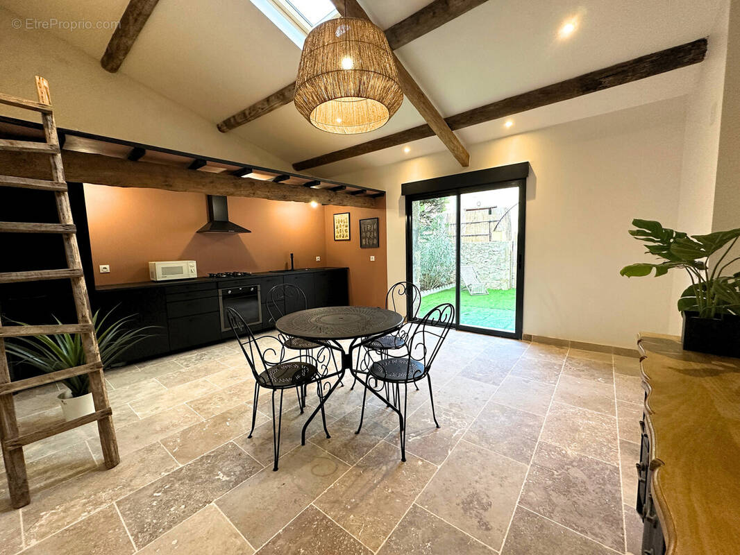 Maison à PIERRELATTE