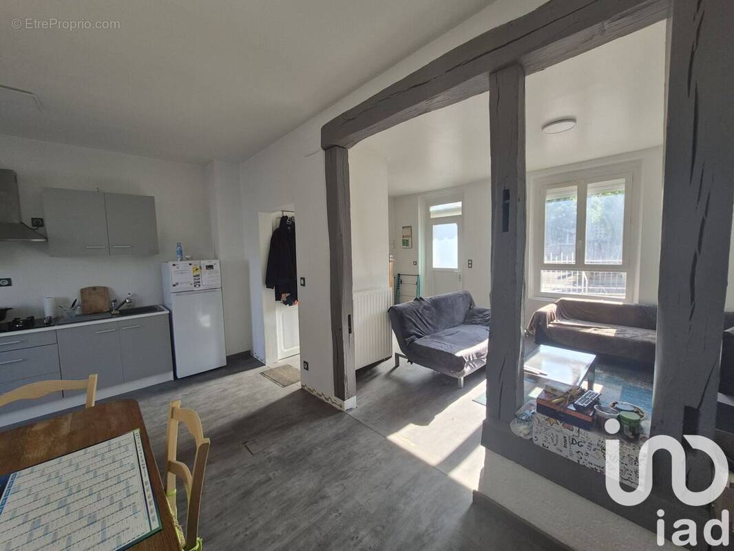 Photo 1 - Maison à ROMILLY-SUR-SEINE