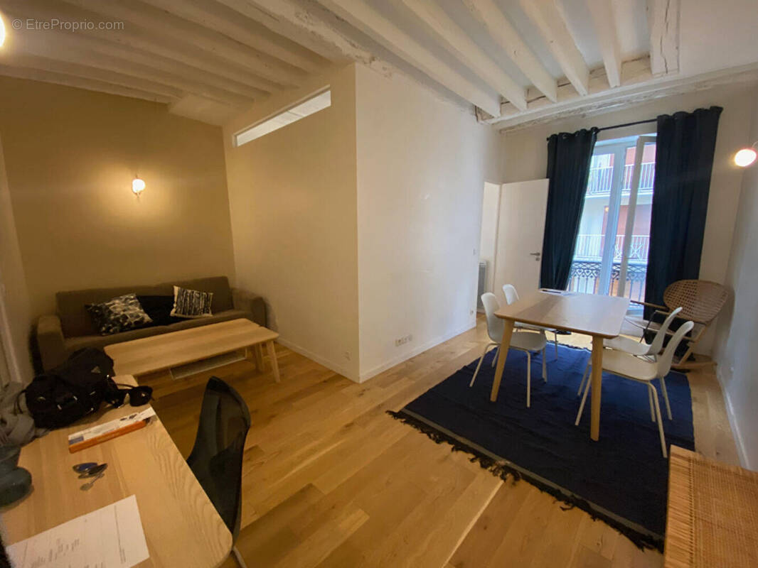 Appartement à PARIS-6E