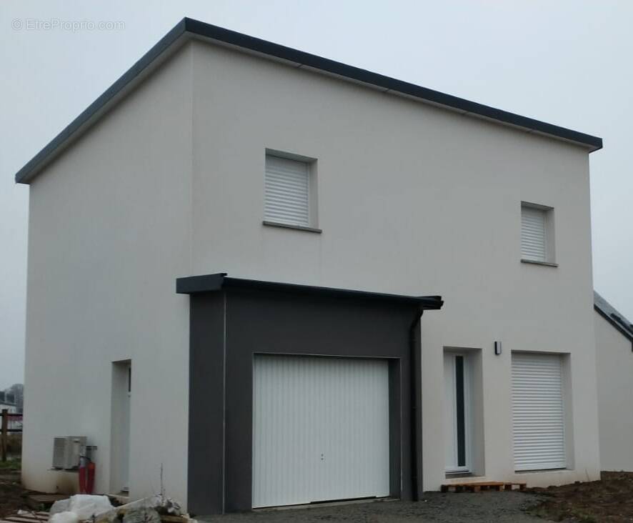 Maison à QUIMPERLE