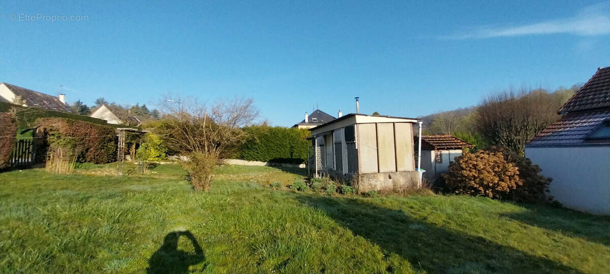 Terrain à EPERNON