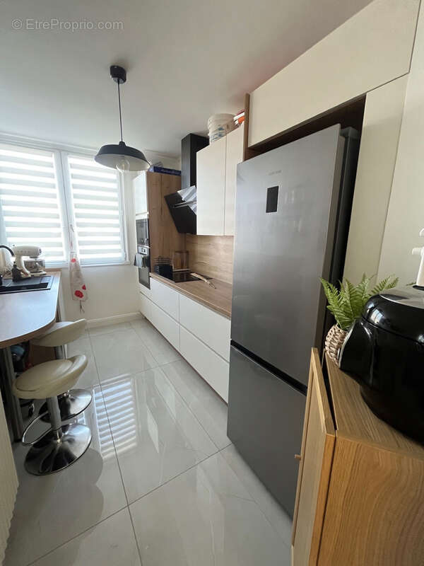 Appartement à DECINES-CHARPIEU