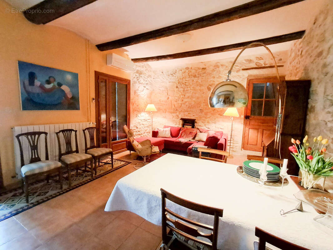 Maison à CALVISSON