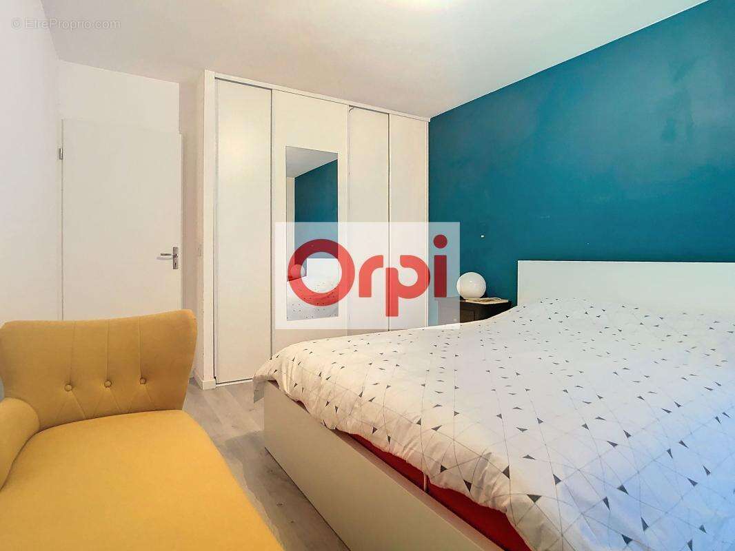 Appartement à FONTENAY-LE-FLEURY