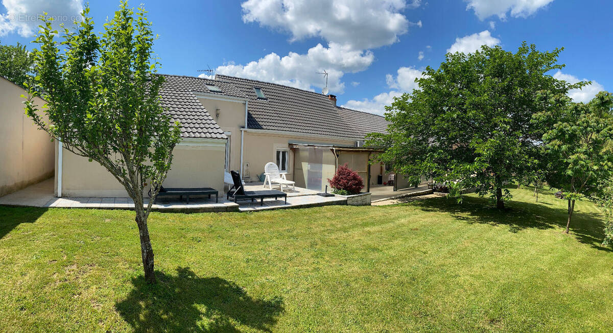 Maison à MONTIGNAC