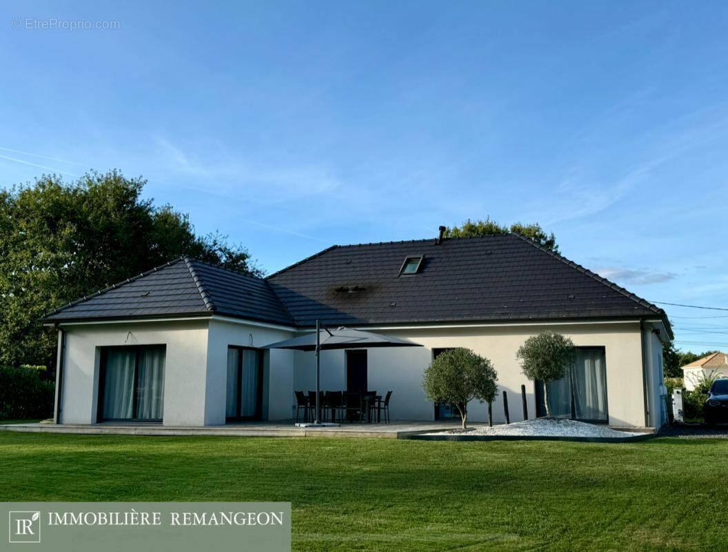 Maison à VIGNOUX-SUR-BARANGEON