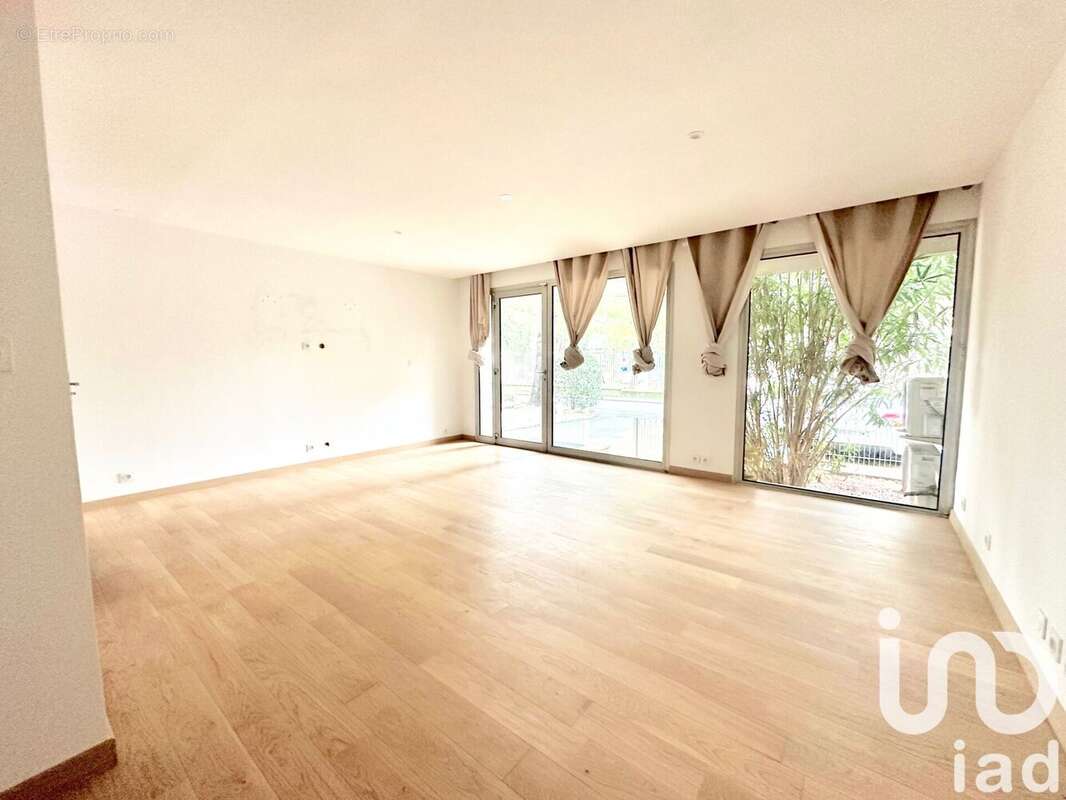 Photo 2 - Appartement à AVIGNON